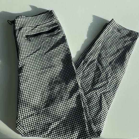 Size 4 | Urban Outfitters zip pant - Picture 6 of 11